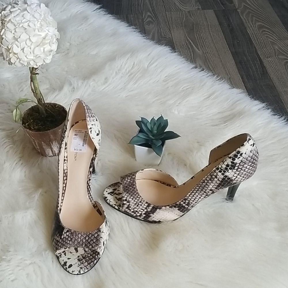 SALE TODAY ONLY NWT Worthington Snake-Skin Heels